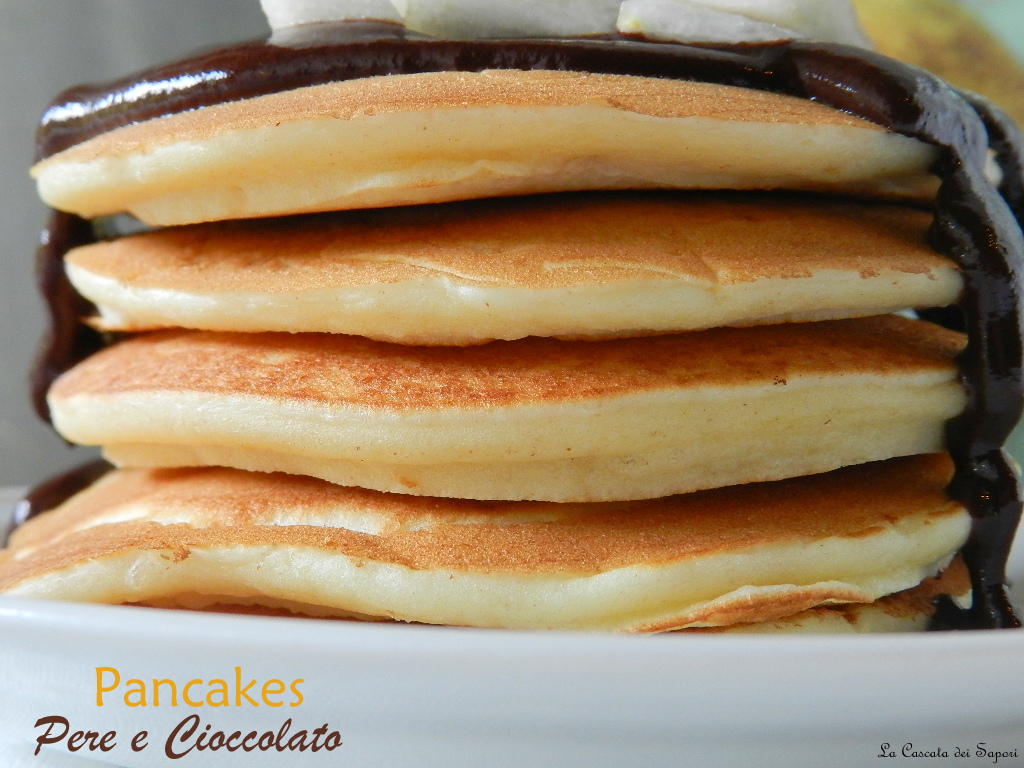 Pancakes pere e cioccolato