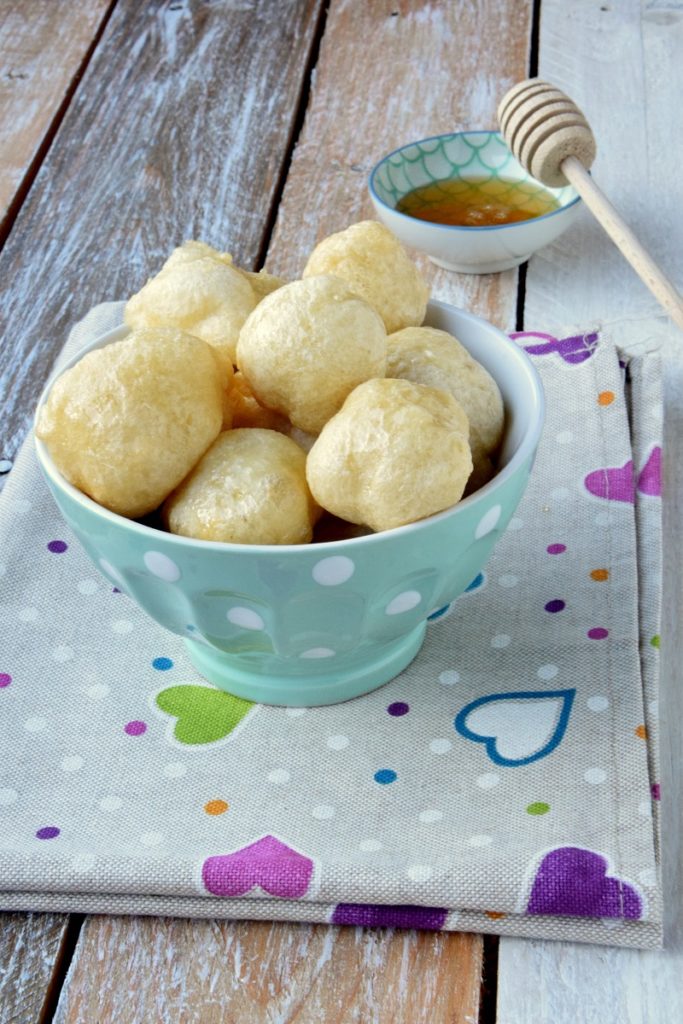 Lokma Le Frittelle Turche Al Miele Erkenci Kus La Cascata Dei Sapori